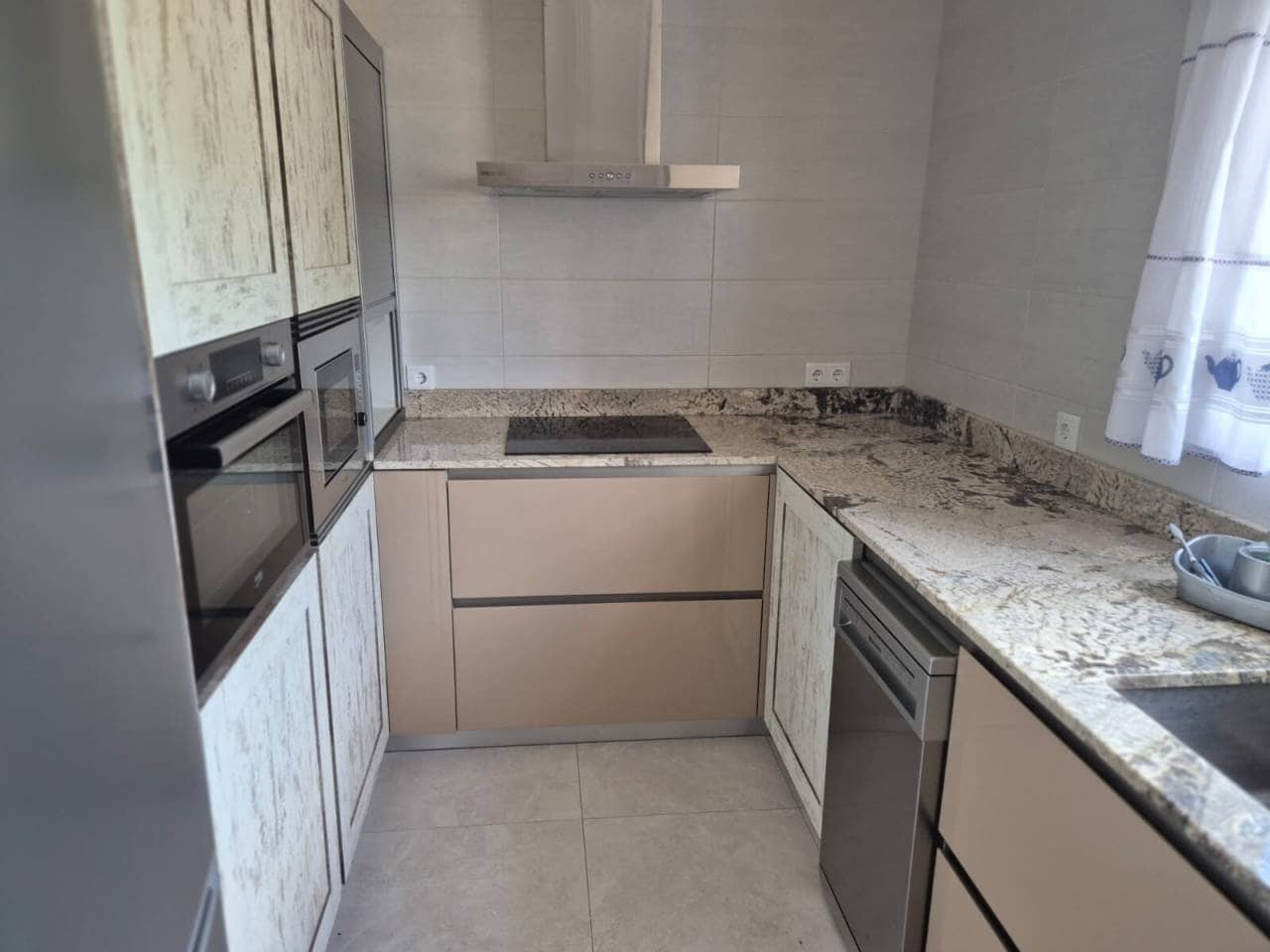 Casa de 3 habitaciones en Calpe / Calp en alquiler con garaje - 2.000 € (Ref: 9840764)