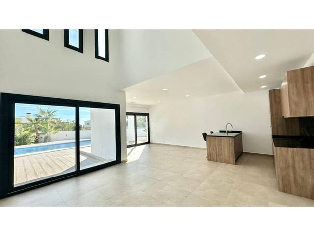 3 soverom Villa til salgs i Benissa med svømmebasseng garasje - € 1 175 000 (Ref: 9844710)