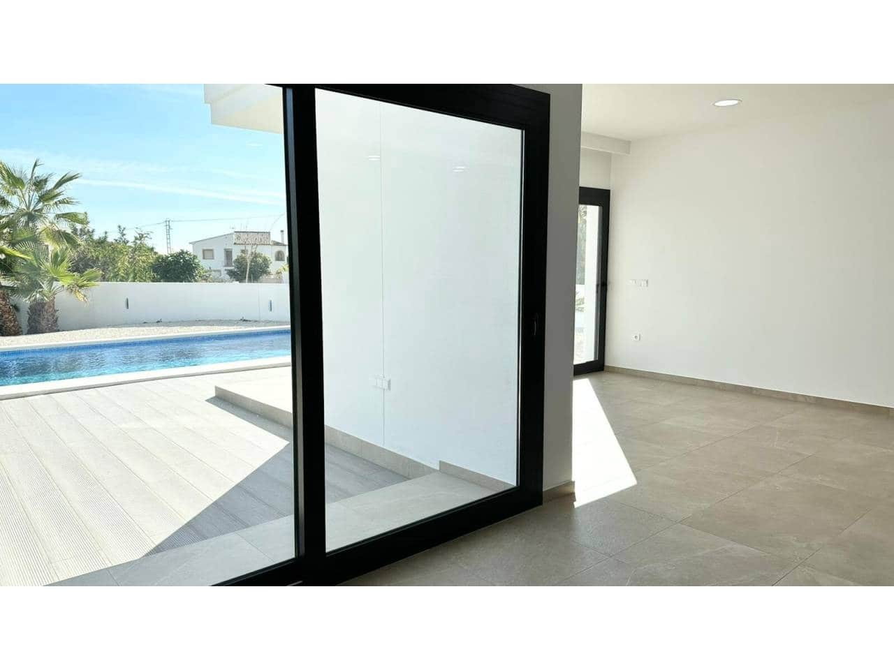 3 bedroom Villa for sale in Benissa with pool garage - € 1,175,000 (Ref: 9844710)