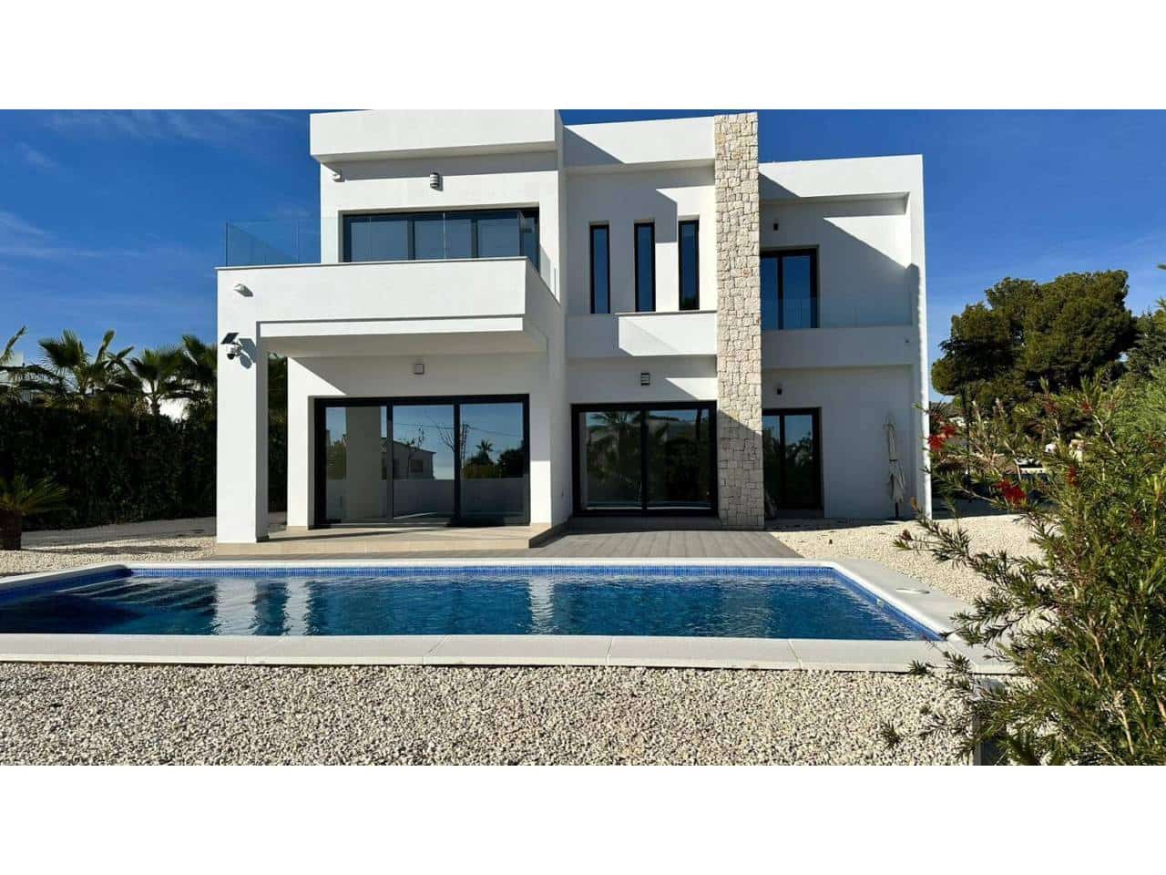 3 bedroom Villa for sale in Benissa with pool garage - € 1,175,000 (Ref: 9844710)