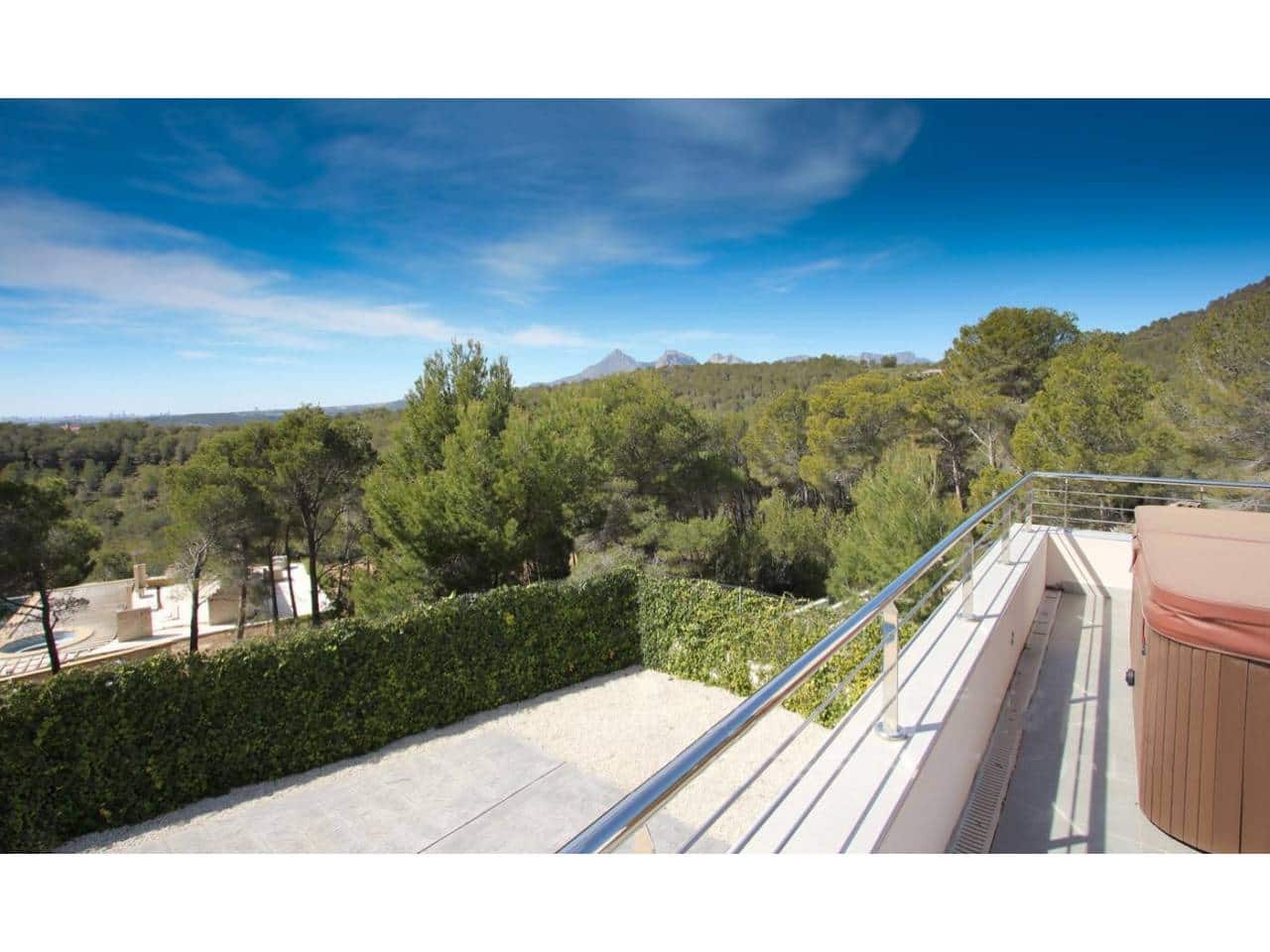4 soverom Villa til leie i Altea med svømmebasseng garasje - € 5 000 (Ref: 9854741)