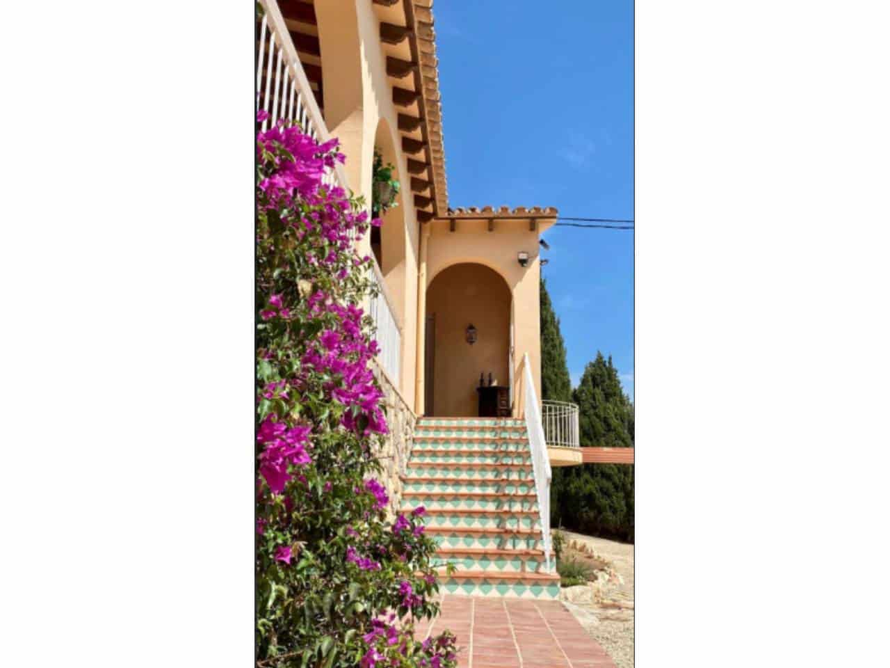 3 slaapkamer Villa te koop in Benissa met zwembad garage - € 849.500 (Ref: 9872853)