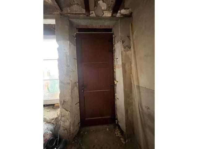 Hus til salgs i Pueblo, Calpe / Calp - € 115 000 (Ref: 9883874)
