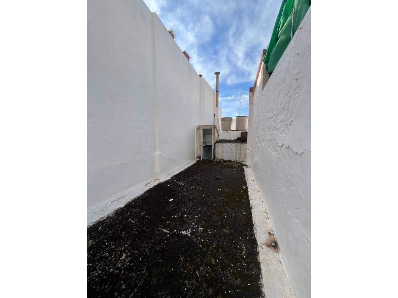 Hus til salgs i Calpe / Calp - € 115 000 (Ref: 9883874)