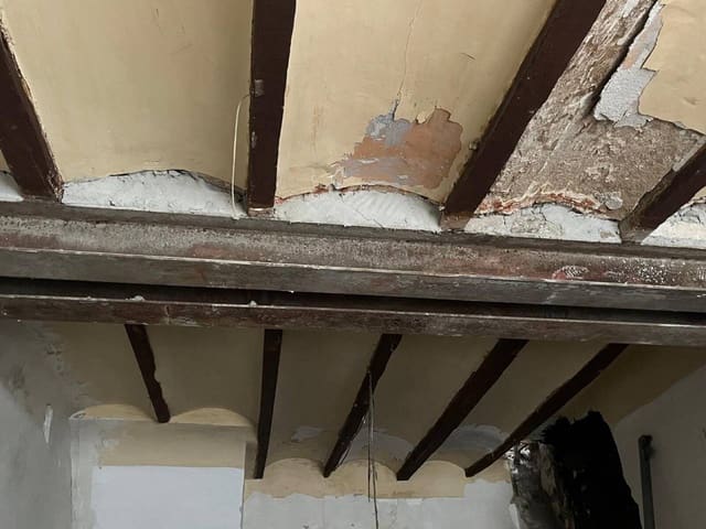 Hus til salgs i Pueblo, Calpe / Calp - € 115 000 (Ref: 9883874)