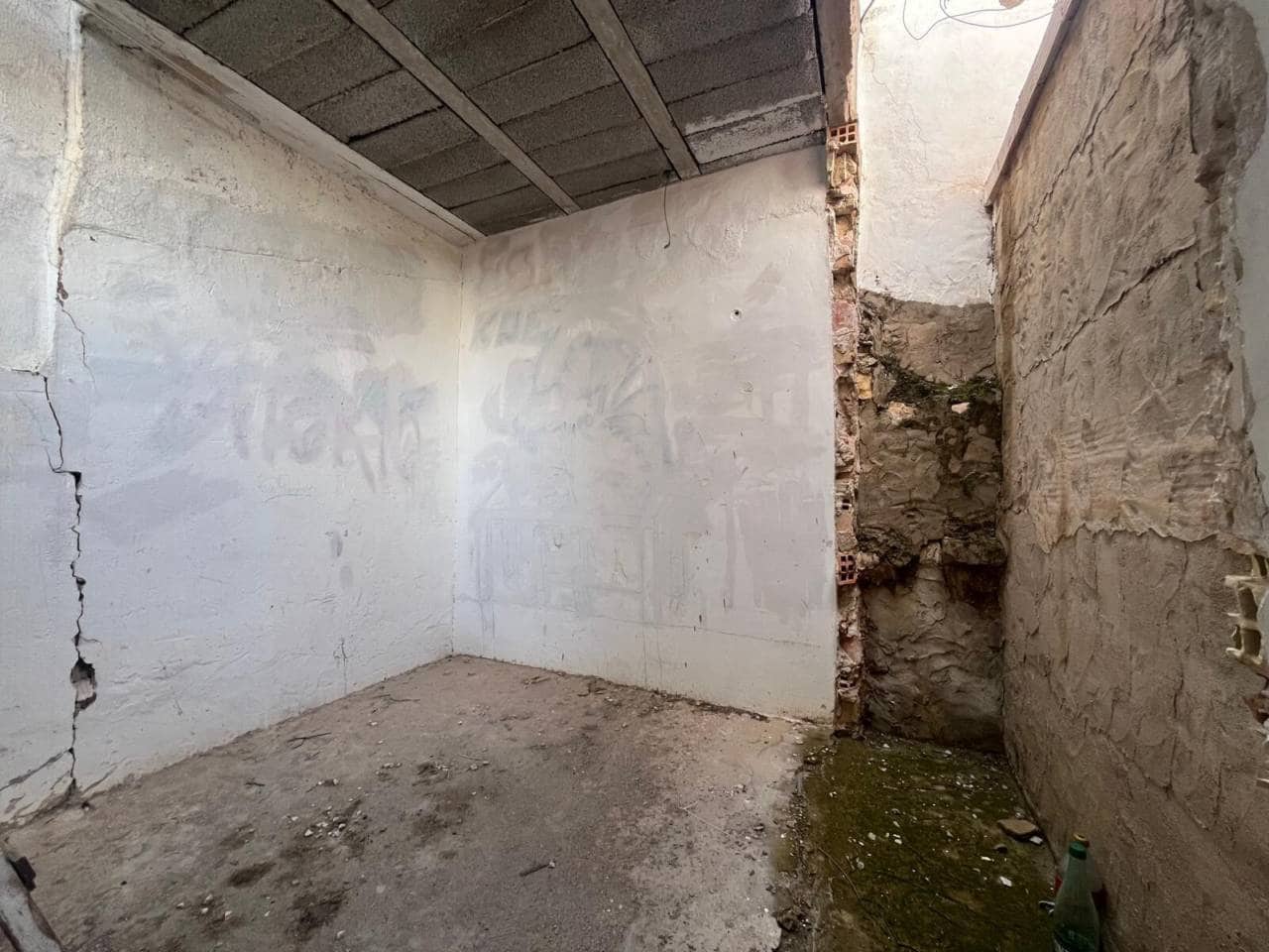 Hus til salgs i Calpe / Calp - € 115 000 (Ref: 9883874)