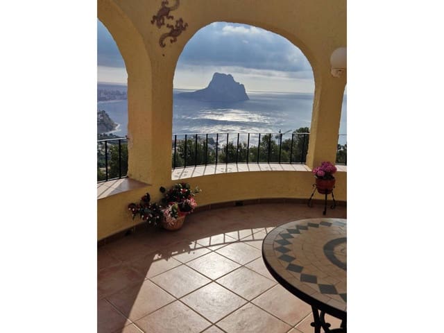 5 soverom Villa til salgs i Maryvilla, Calpe / Calp med svømmebasseng garasje - € 560 000 (Ref: 9926607)