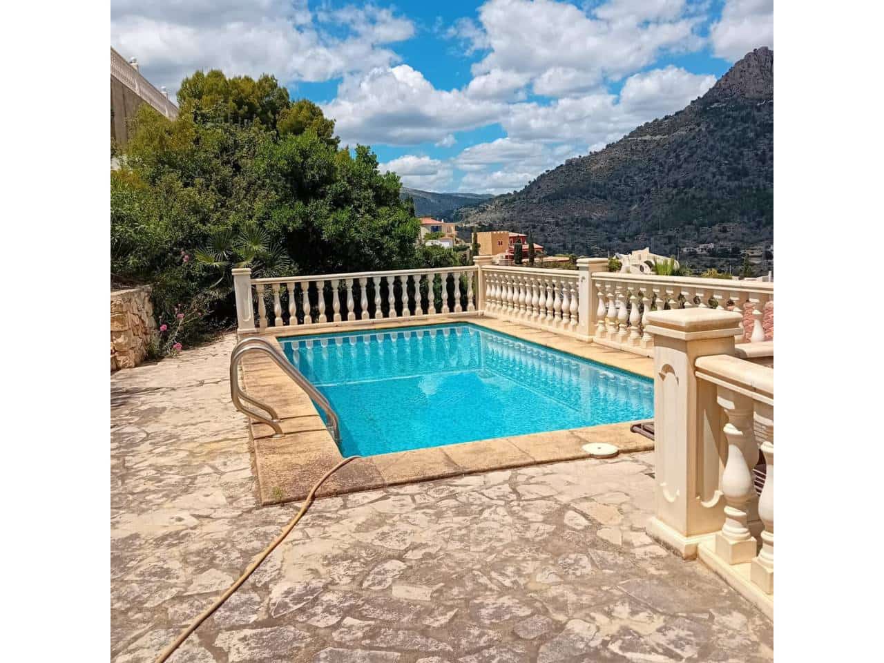 5 soverom Villa til salgs i Calpe / Calp med svømmebasseng garasje - € 560 000 (Ref: 9926607)