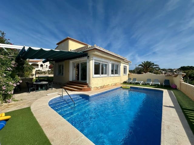 3 chambre Villa/Maison à vendre à Calpe / Calp avec piscine garage - 725 000 € (Ref: 9926608)
