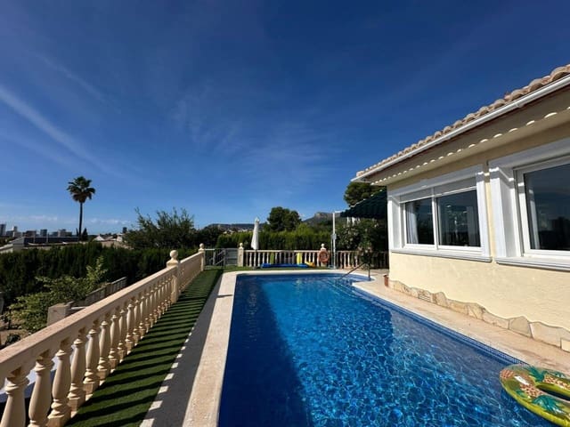3 chambre Villa/Maison à vendre à Calpe / Calp avec piscine garage - 725 000 € (Ref: 9926608)