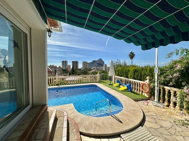 3 chambre Villa/Maison à vendre à Calpe / Calp avec piscine garage - 725 000 € (Ref: 9926608)