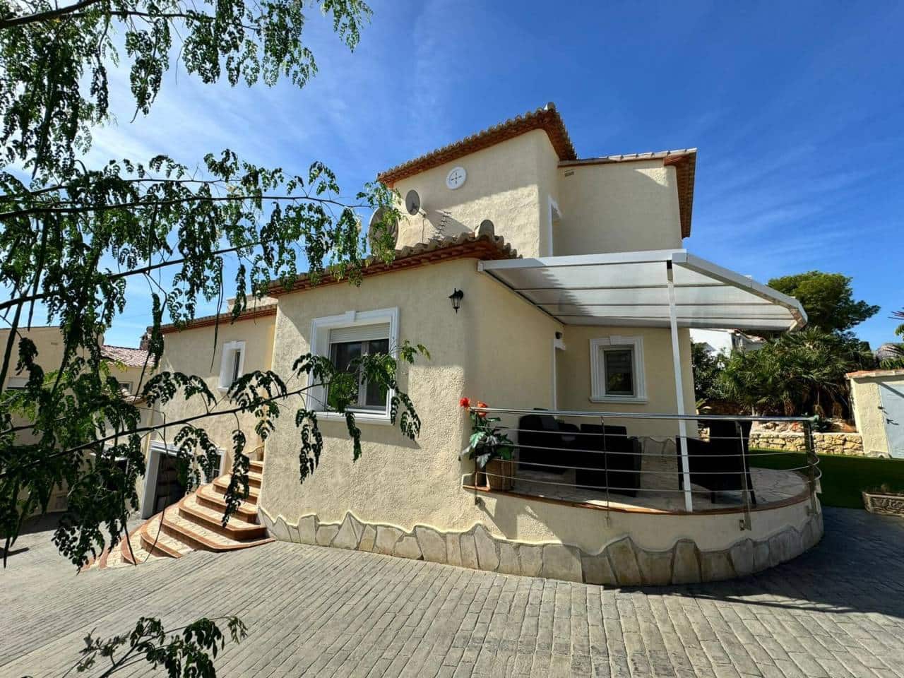3 chambre Villa/Maison à vendre à Calpe / Calp avec piscine garage - 725 000 € (Ref: 9926608)