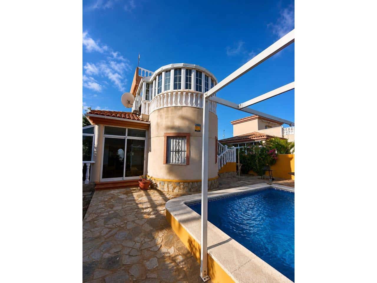 4 soveværelse Villa til salg i Pilar de la Horadada med swimmingpool - € 349.000 (Ref: 9953621)
