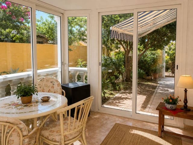 4 camera da letto Villa in vendita in Pilar de la Horadada con piscina - 349.000 € (Rif: 9953621)