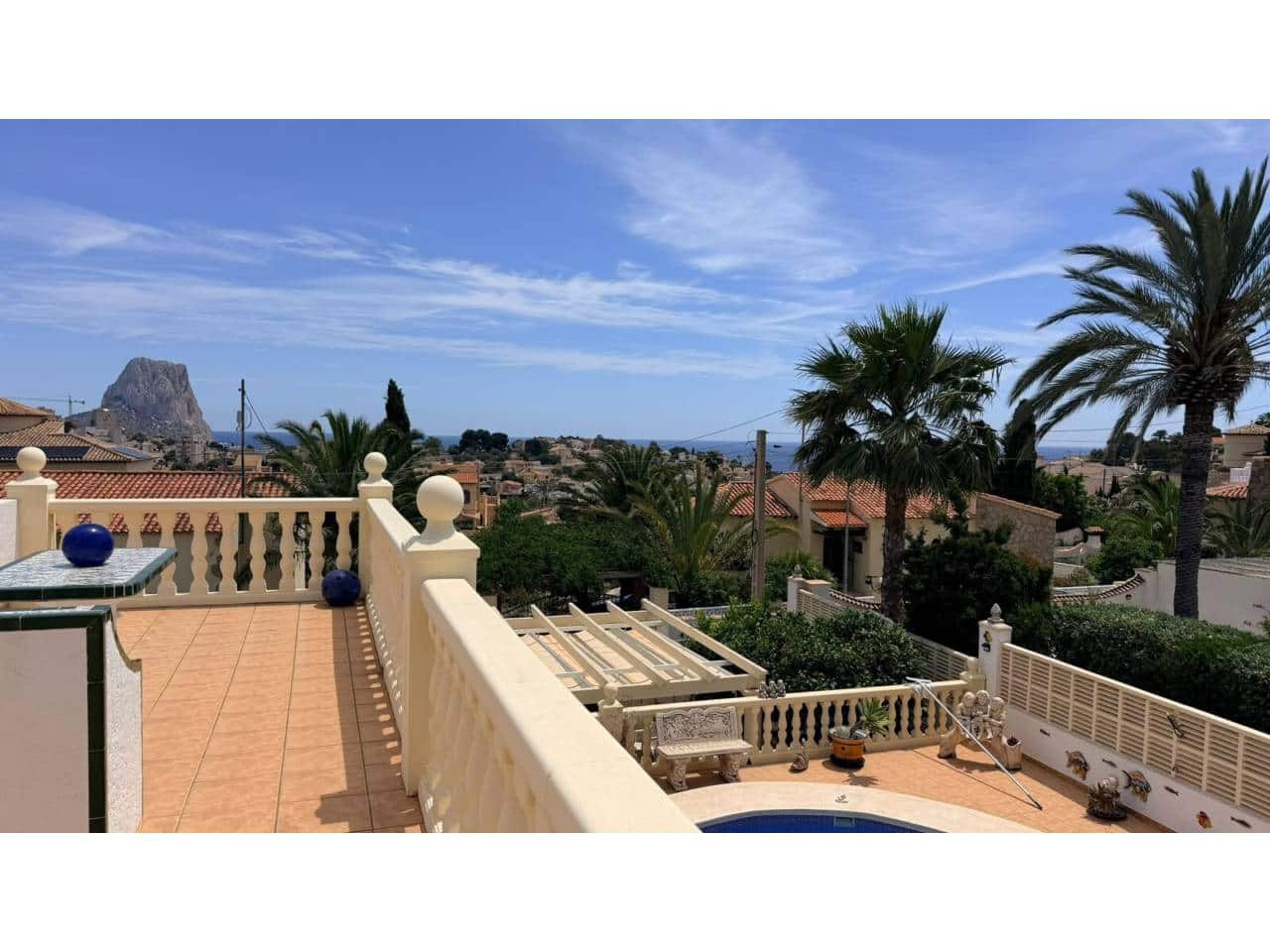 2 soverom Villa til salgs i Calpe / Calp med svømmebasseng garasje - € 439 000 (Ref: 9981722)