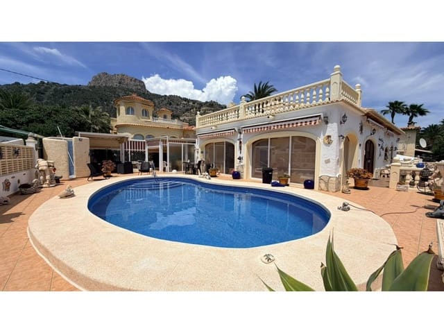 2 soverom Villa til salgs i Canuta, Calpe / Calp med svømmebasseng garasje - € 439 000 (Ref: 9981722)