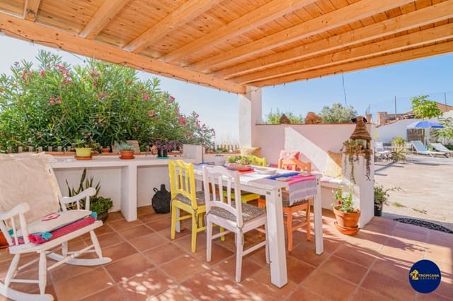 3 sypialnia Finka/Dom wiejski na sprzedaż w Salobreña z basenem garażem - 320 000 € (Ref: 10033229)