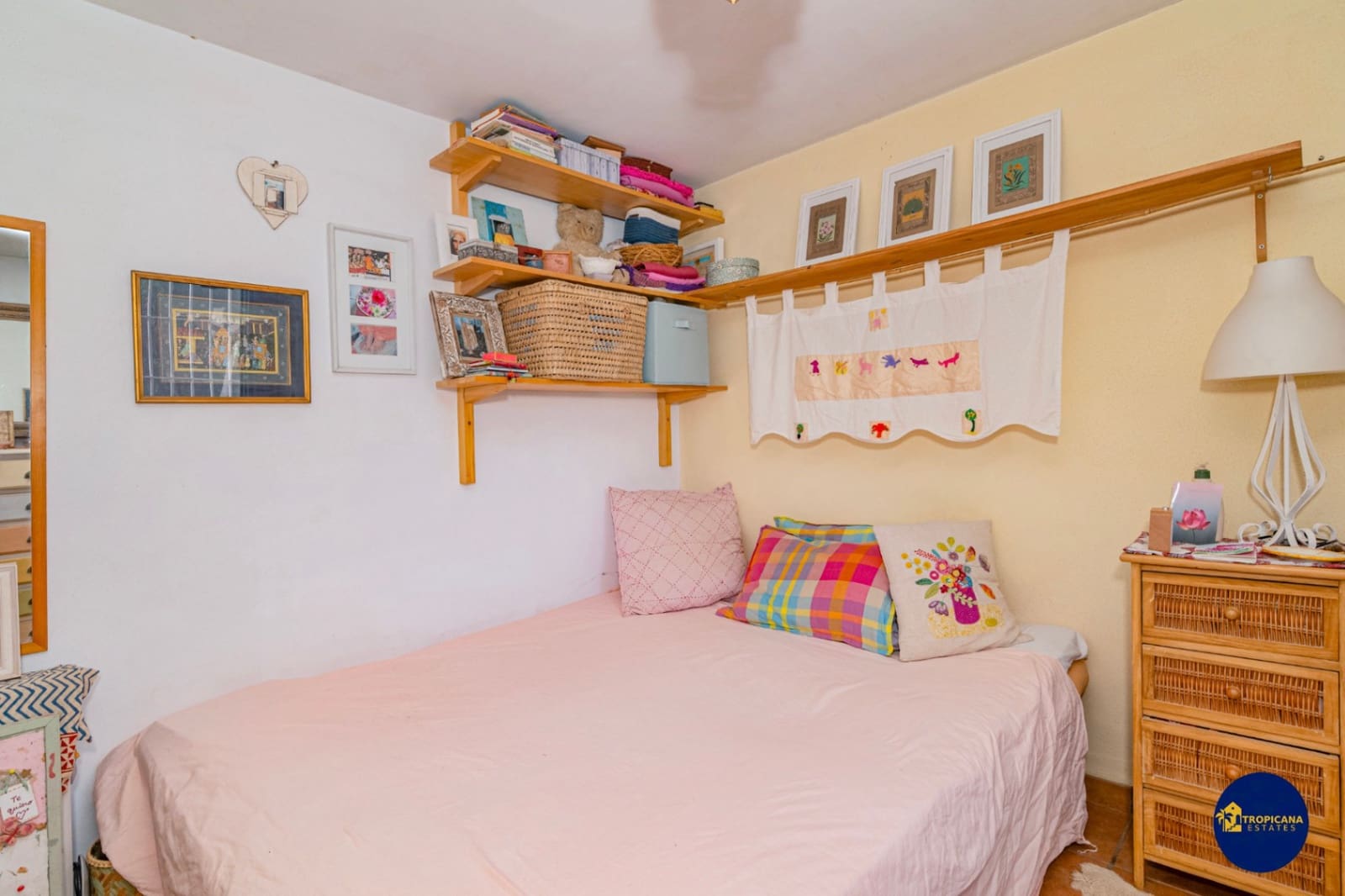3 sypialnia Finka/Dom wiejski na sprzedaż w Salobrena z basenem garażem - 320 000 € (Ref: 10033229)