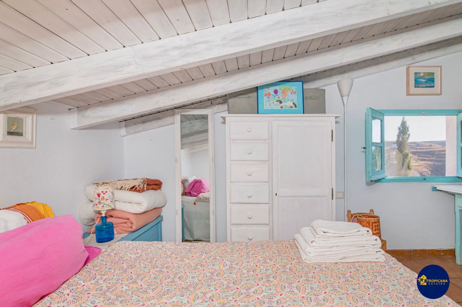 3 sypialnia Finka/Dom wiejski na sprzedaż w Salobrena z basenem garażem - 320 000 € (Ref: 10033229)
