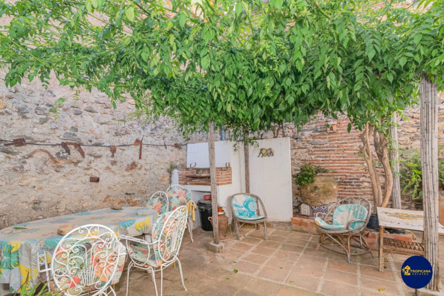 2 bedroom Finca/Country House for sale in Almunecar with garage - € 289,000 (Ref: 10048621)