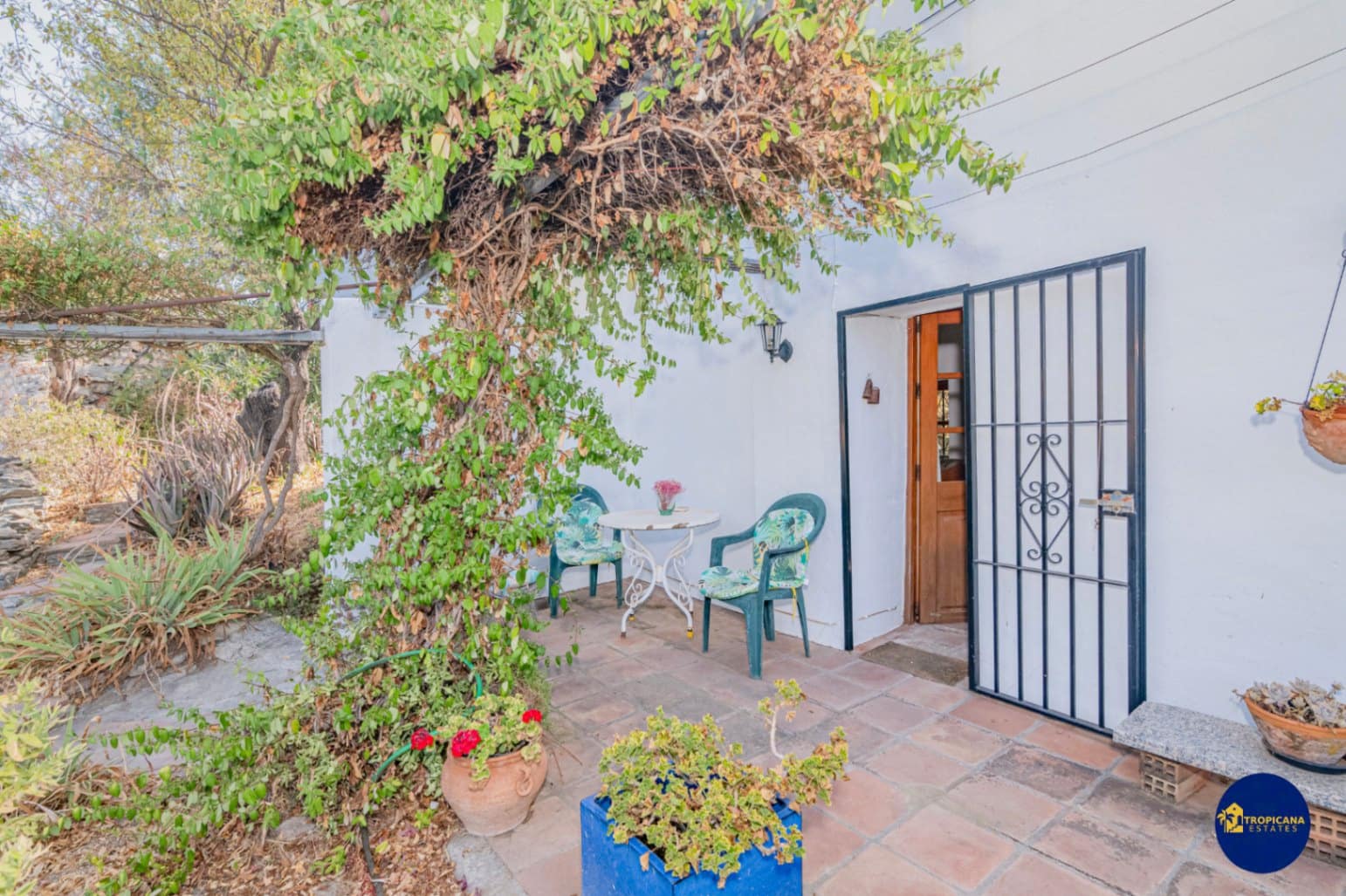 2 bedroom Finca/Country House for sale in Almunecar with garage - € 289,000 (Ref: 10048621)