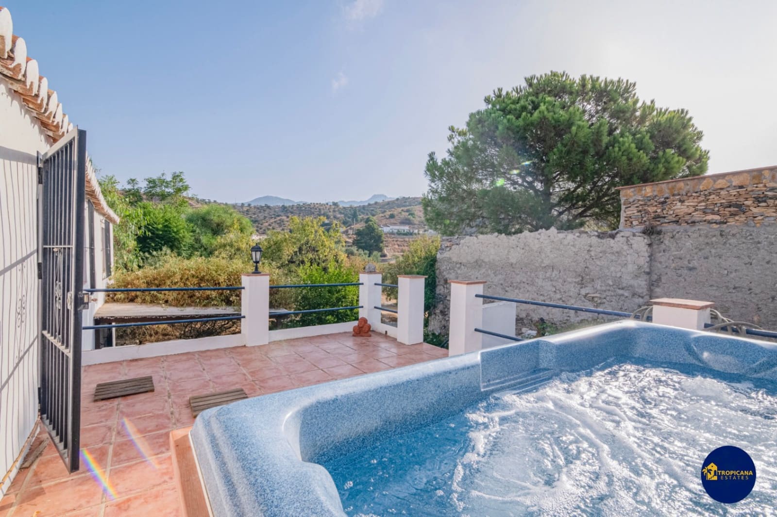 2 bedroom Finca/Country House for sale in Almunecar with garage - € 289,000 (Ref: 10048621)