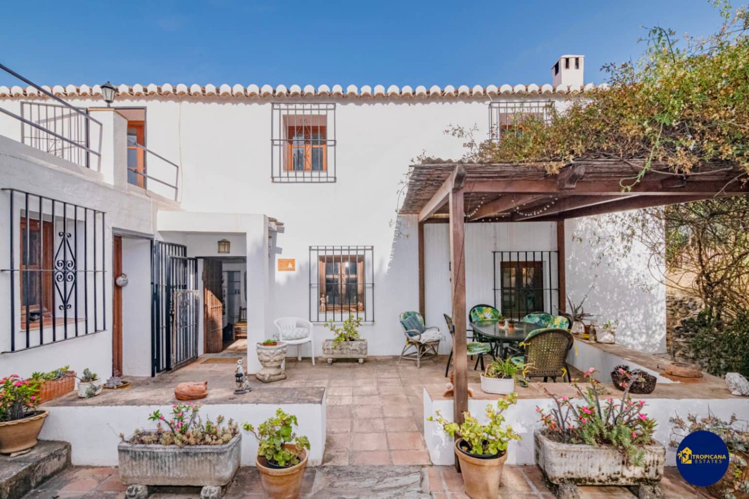 2 bedroom Finca/Country House for sale in Almunecar with garage - € 289,000 (Ref: 10048621)