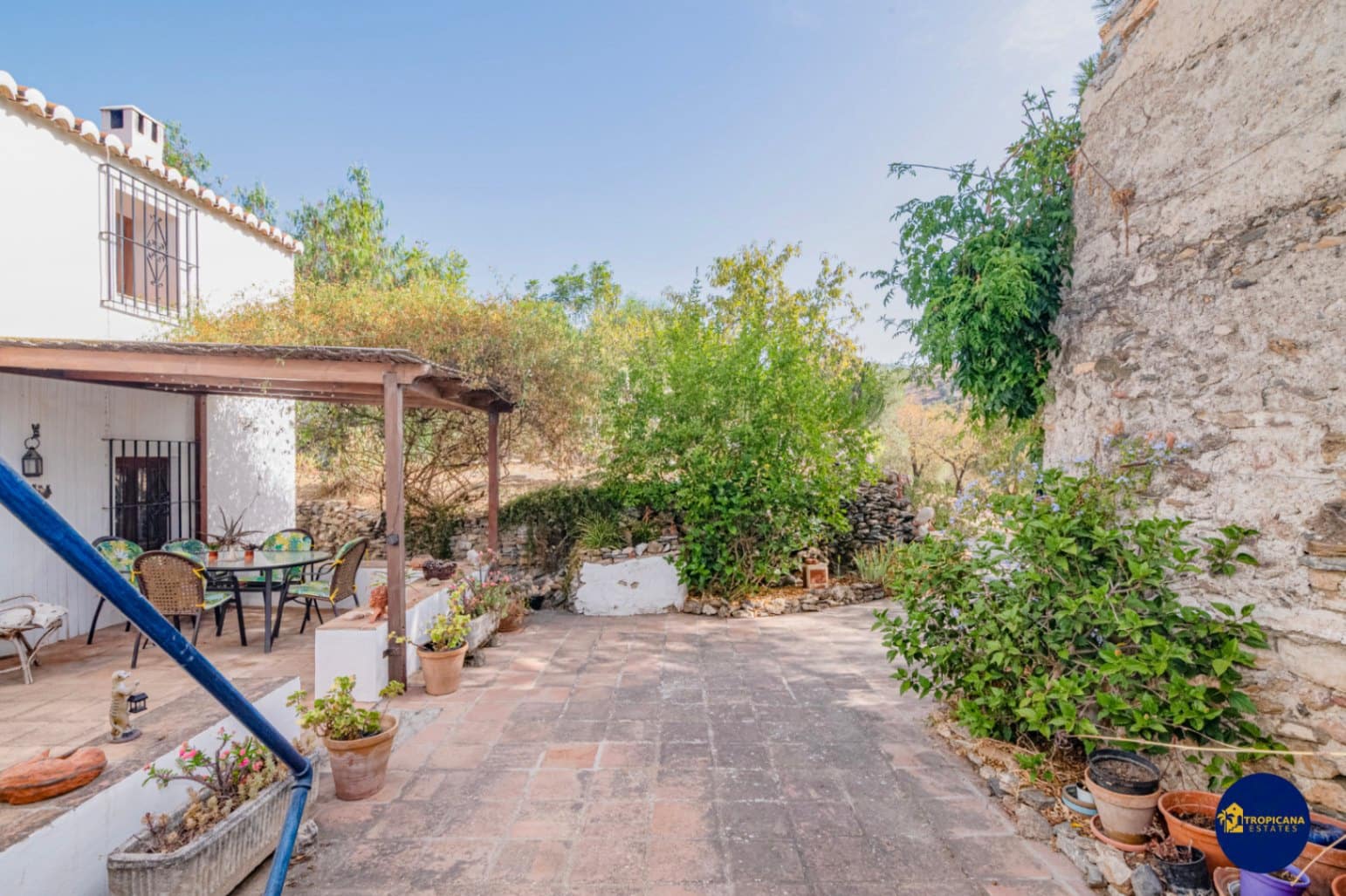2 bedroom Finca/Country House for sale in Almunecar with garage - € 289,000 (Ref: 10048621)