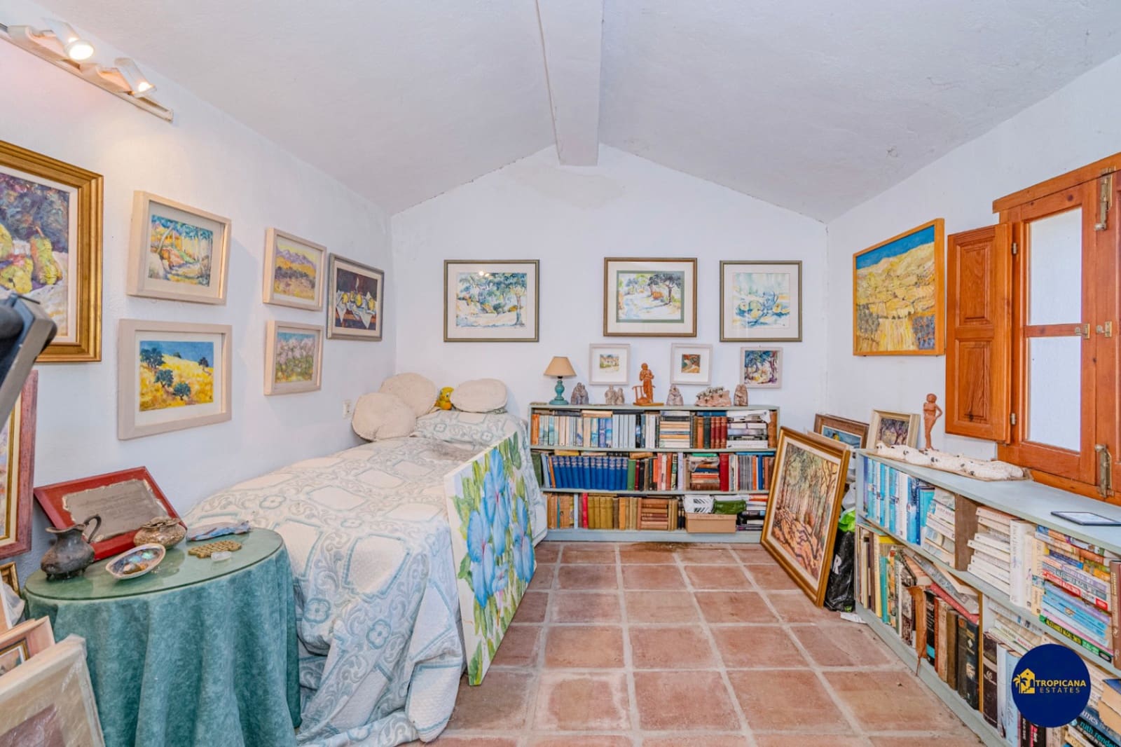 2 bedroom Finca/Country House for sale in Almunecar with garage - € 289,000 (Ref: 10048621)