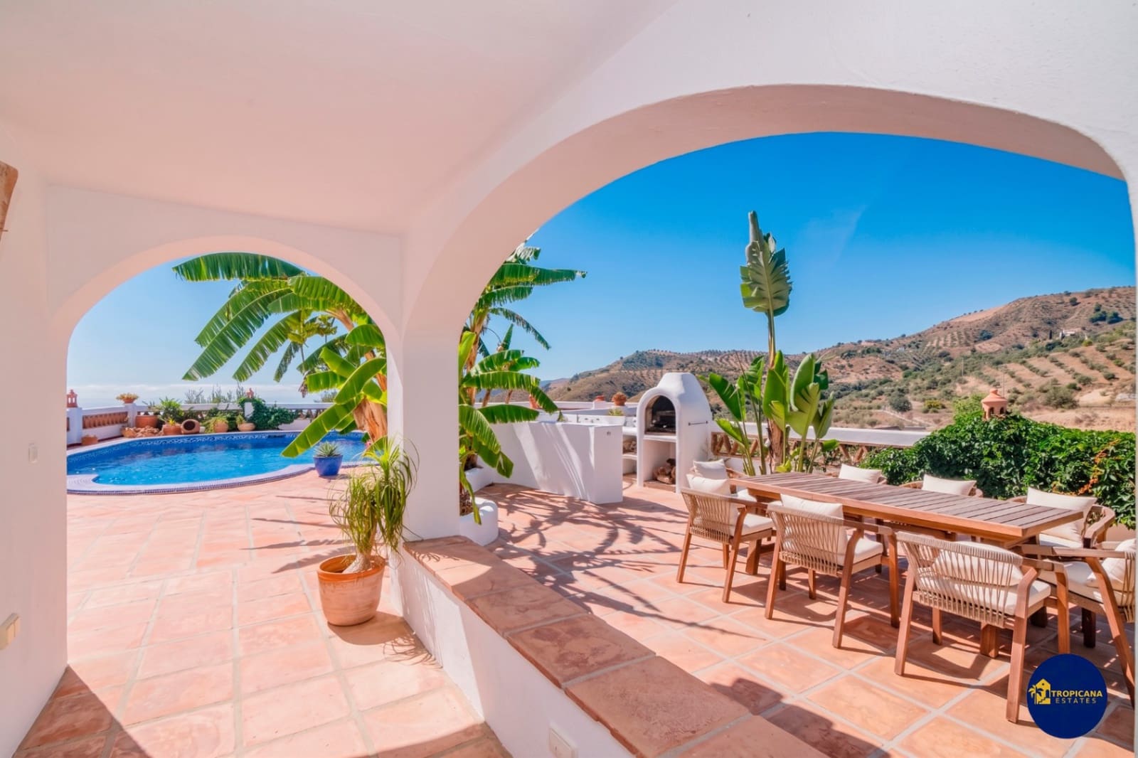 3 slaapkamer Finca/Landhuis te koop in Almunecar met zwembad garage - € 895.000 (Ref: 10113488)