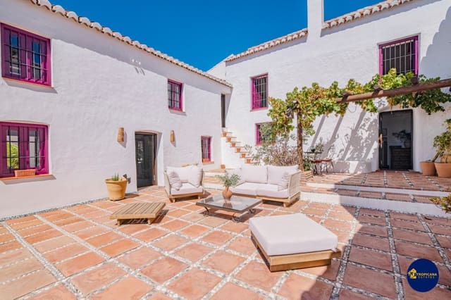 3 slaapkamer Finca/Landhuis te koop in Almuñécar met zwembad garage - € 895.000 (Ref: 10113488)