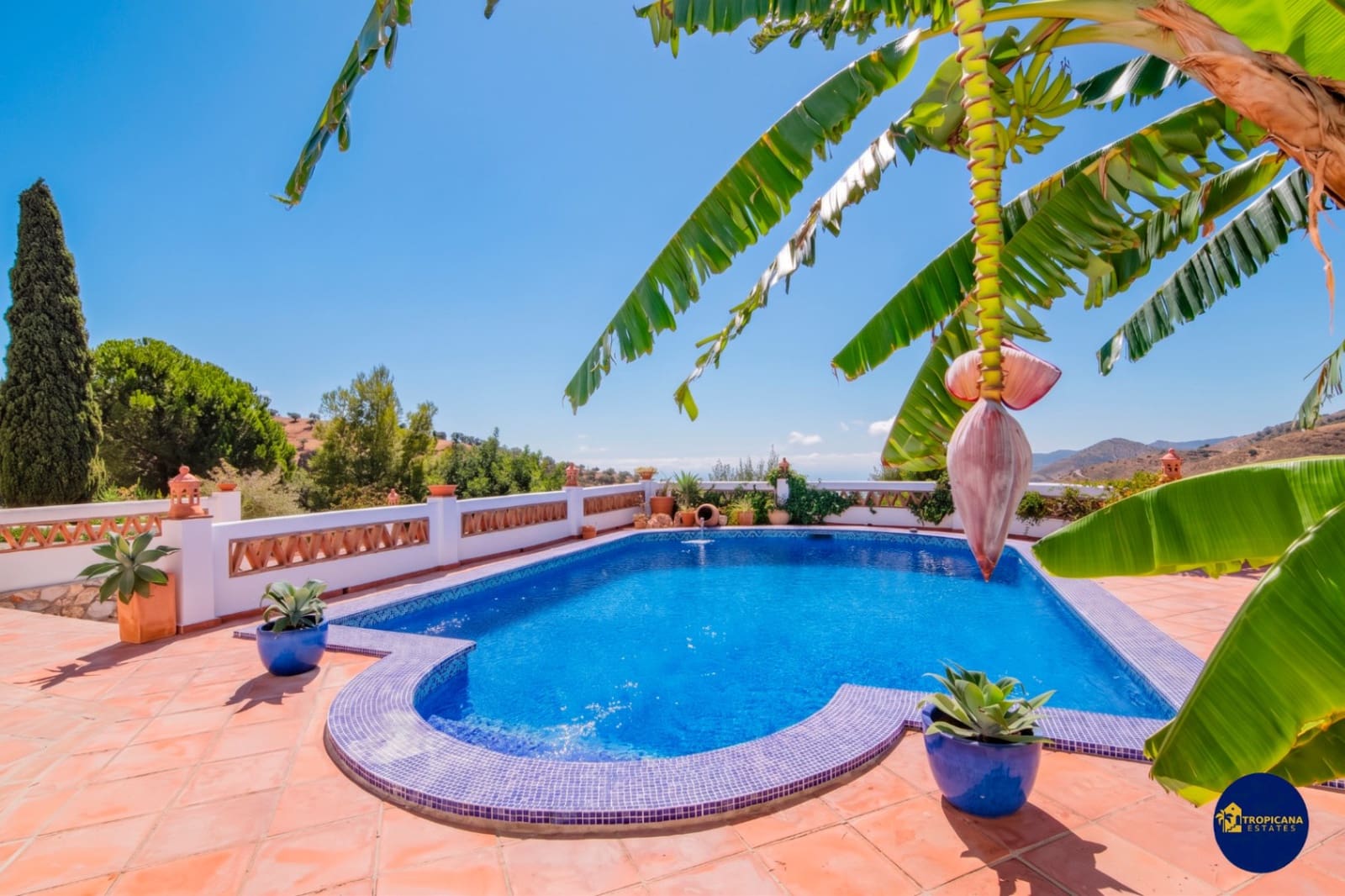 3 slaapkamer Finca/Landhuis te koop in Almunecar met zwembad garage - € 895.000 (Ref: 10113488)