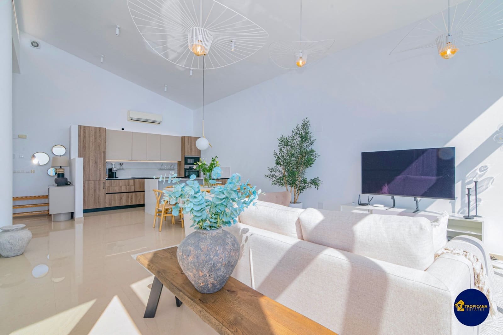 3 bedroom Villa for sale in Almunecar with pool garage - € 1,395,000 (Ref: 10130938)