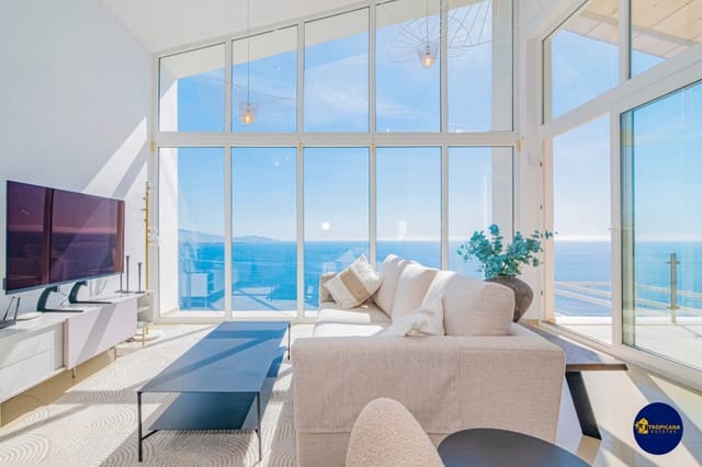 3 soveværelse Villa til salg i Almuñécar med swimmingpool garage - € 1.395.000 (Ref: 10130938)