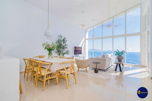 3 soveværelse Villa til salg i Almuñécar med swimmingpool garage - € 1.395.000 (Ref: 10130938)