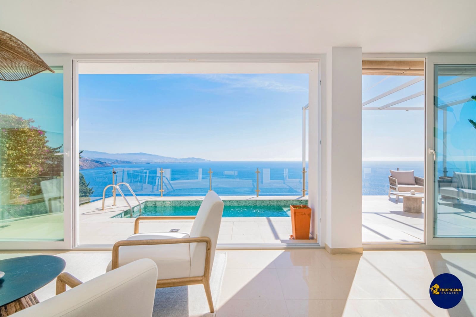 3 bedroom Villa for sale in Almunecar with pool garage - € 1,395,000 (Ref: 10130938)