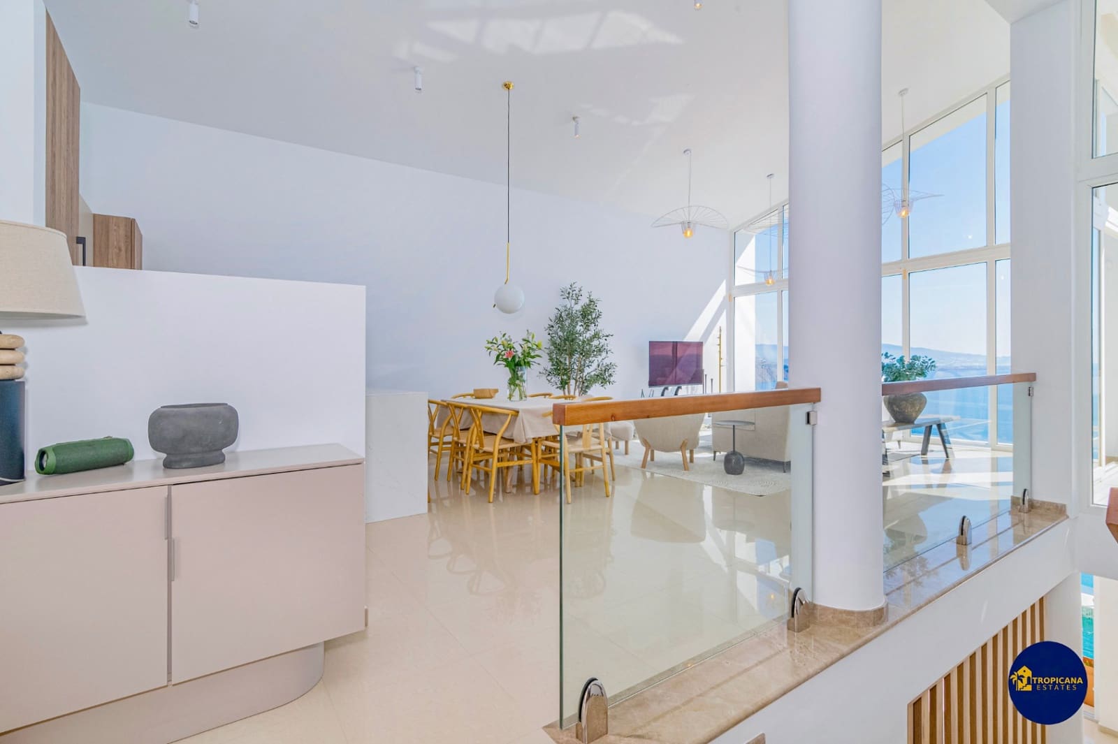 3 bedroom Villa for sale in Almunecar with pool garage - € 1,395,000 (Ref: 10130938)