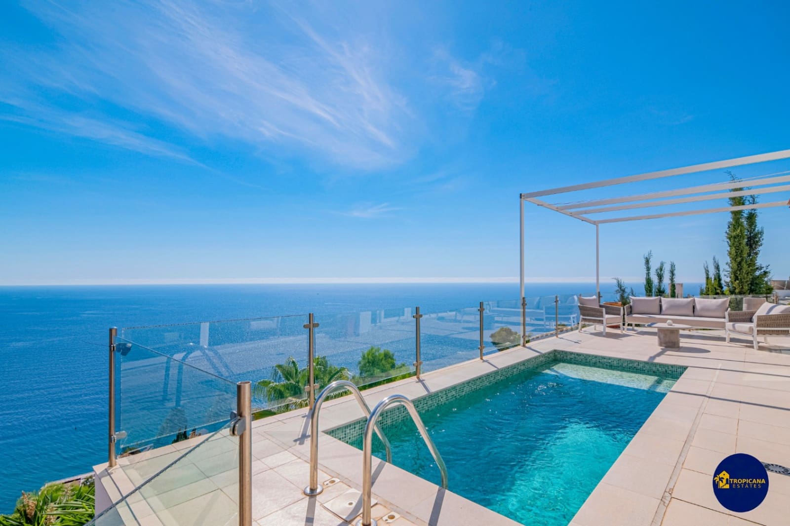 3 bedroom Villa for sale in Almunecar with pool garage - € 1,395,000 (Ref: 10130938)