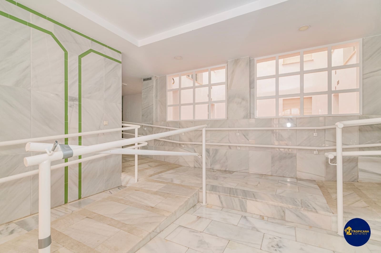 2 soverom Leilighet til salgs i Velilla med svømmebasseng garasje - € 324 999 (Ref: 10173007)