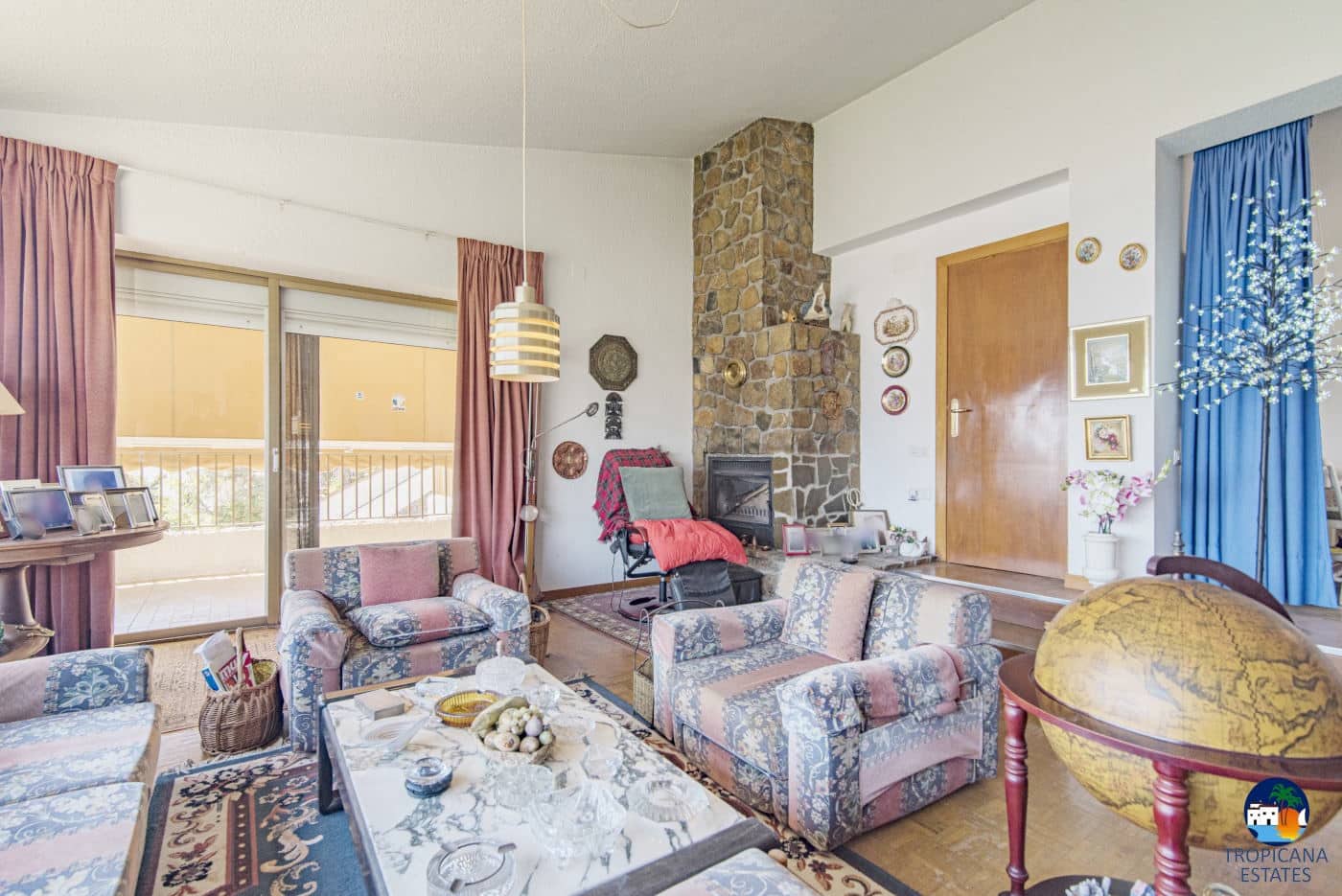 6 soveværelse Villa til salg i Almunecar med garage - € 650.000 (Ref: 5300187)