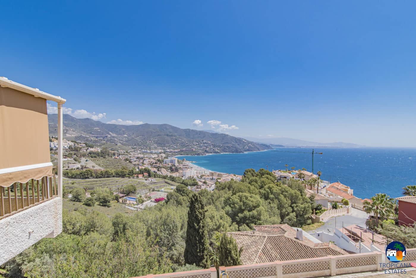 6 soveværelse Villa til salg i Almunecar med garage - € 650.000 (Ref: 5300187)