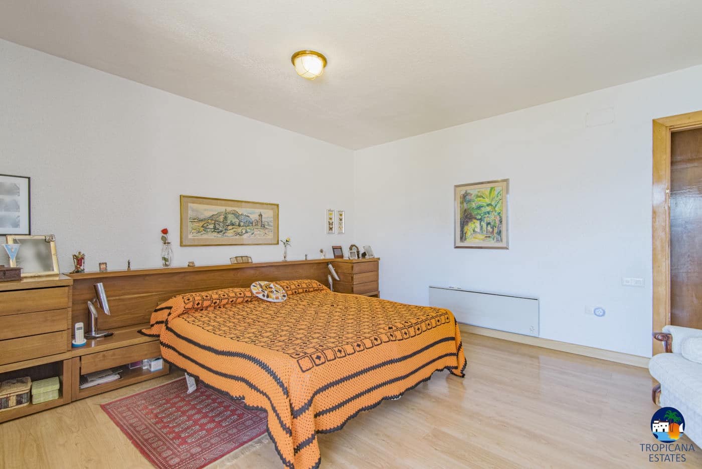 6 soveværelse Villa til salg i Almunecar med garage - € 650.000 (Ref: 5300187)