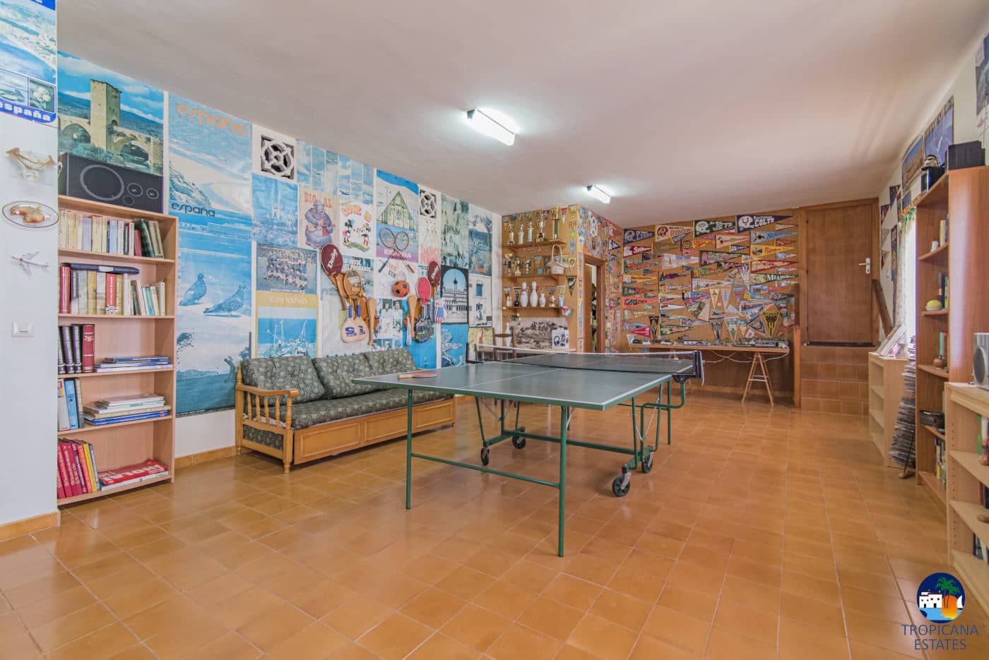 6 soveværelse Villa til salg i Almunecar med garage - € 650.000 (Ref: 5300187)