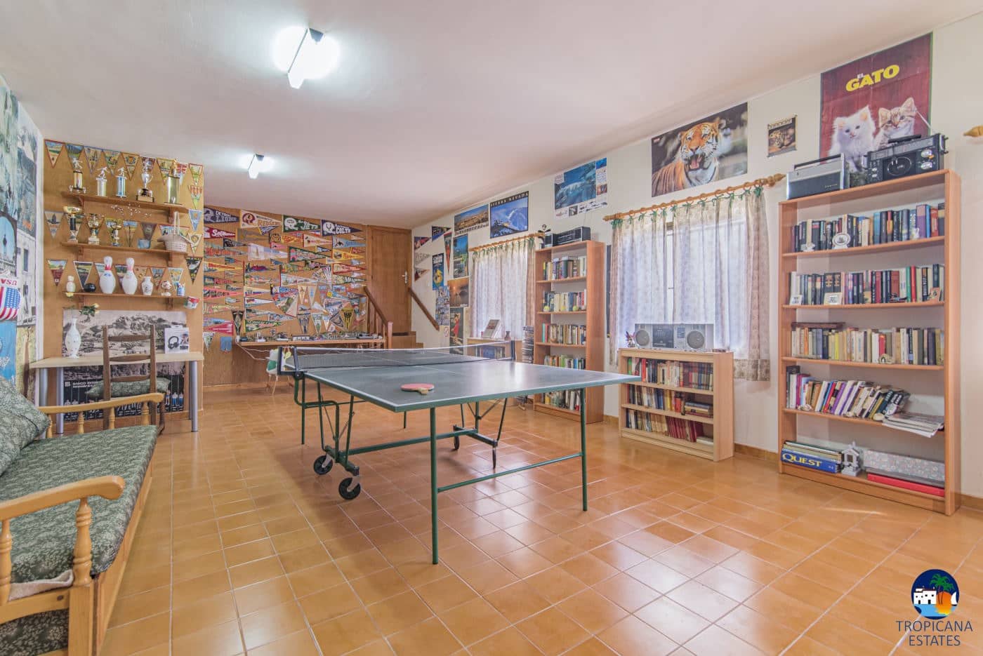 6 soveværelse Villa til salg i Almunecar med garage - € 650.000 (Ref: 5300187)