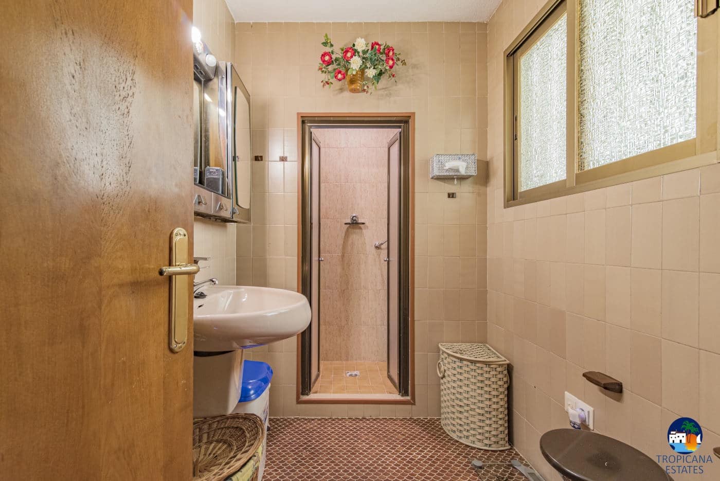 6 soveværelse Villa til salg i Almunecar med garage - € 650.000 (Ref: 5300187)