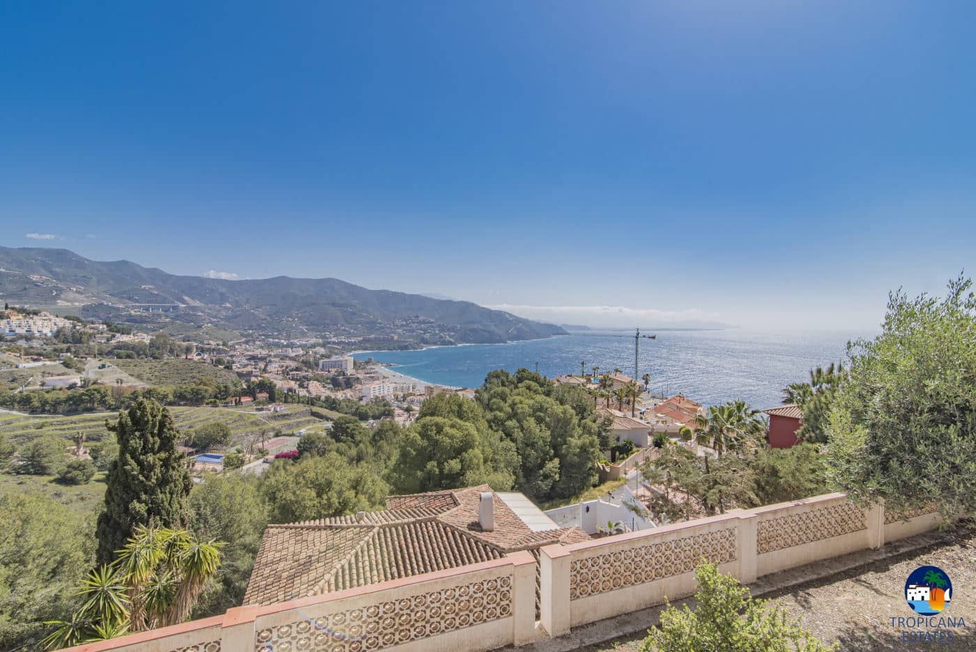 6 soveværelse Villa til salg i Almunecar med garage - € 650.000 (Ref: 5300187)