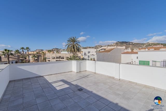 2 sovrum Radhus till salu i Almuñécar - 375 000 € (Ref: 7416715)