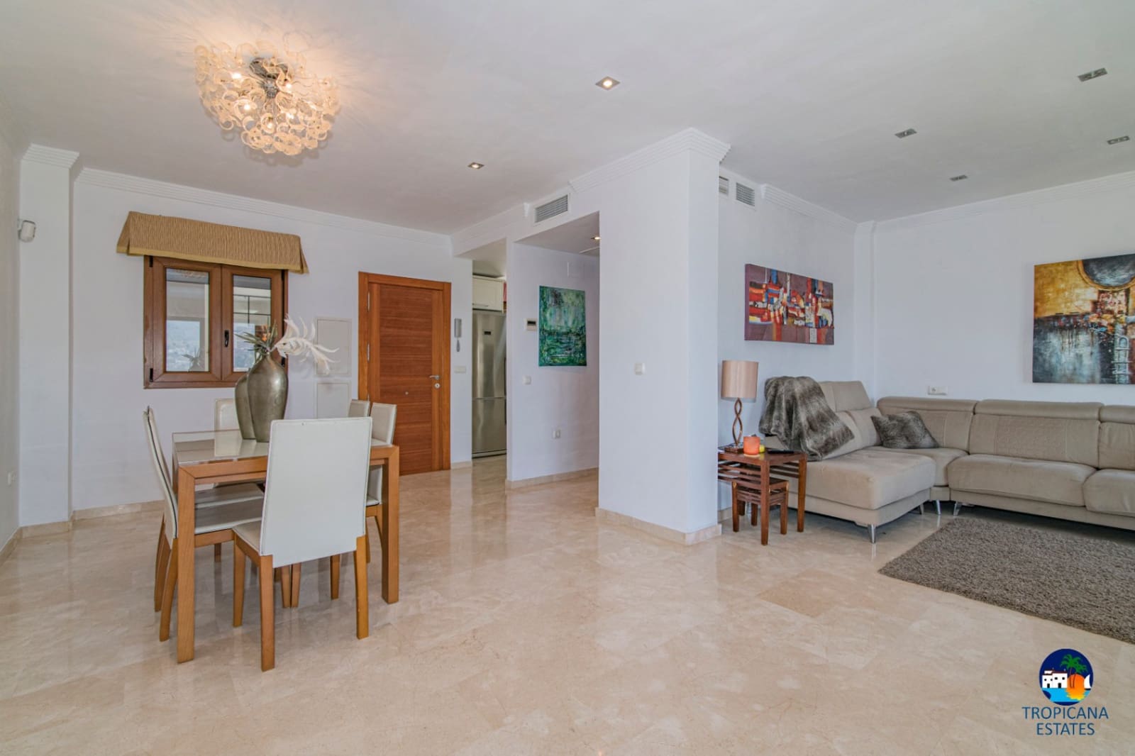 3 makuuhuone Rivitalo myytävänä paikassa Almunecar mukana uima-altaan 
autotalli - 355 000 € (Ref: 8868828)