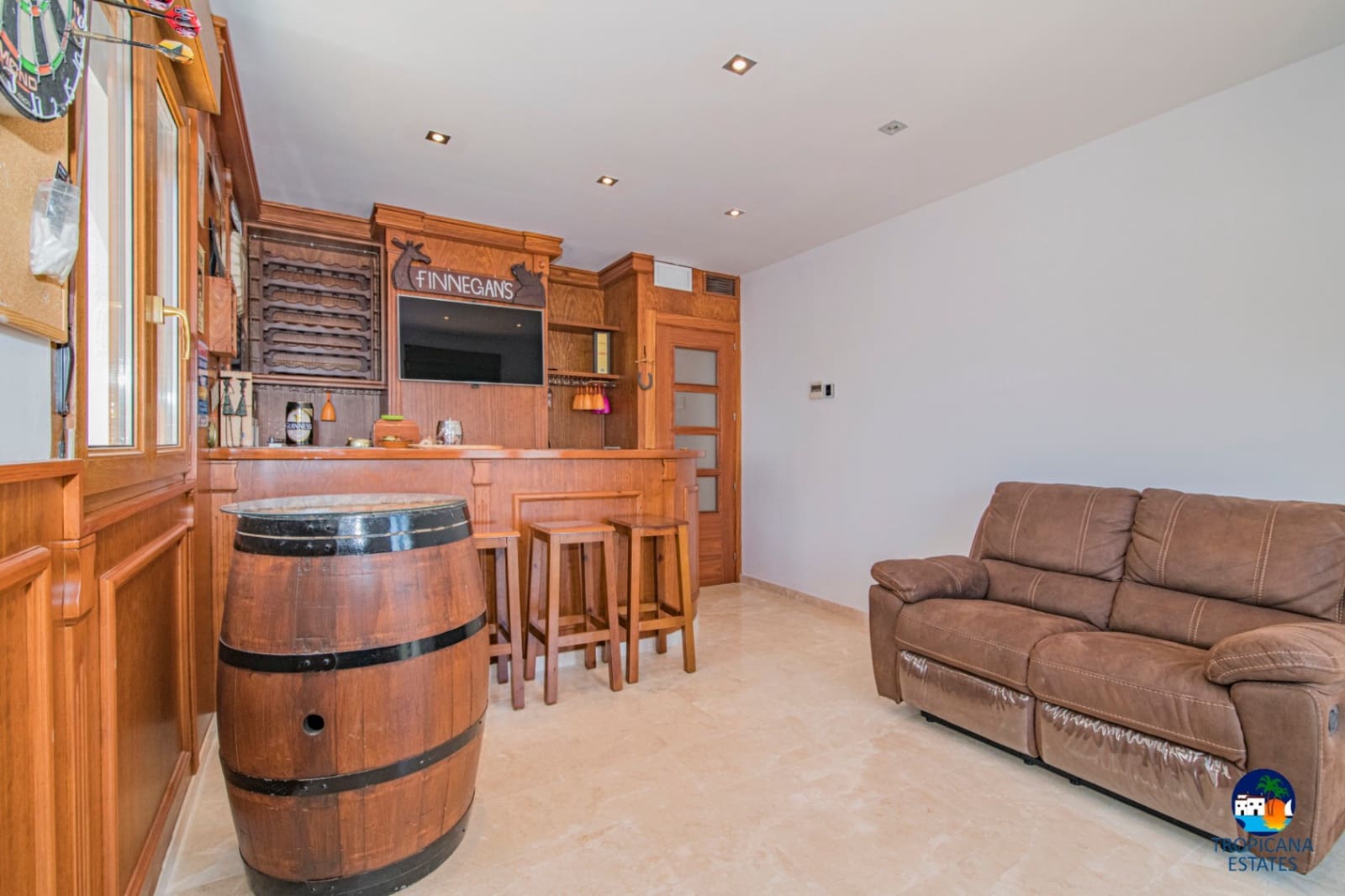 3 makuuhuone Rivitalo myytävänä paikassa Almunecar mukana uima-altaan 
autotalli - 355 000 € (Ref: 8868828)