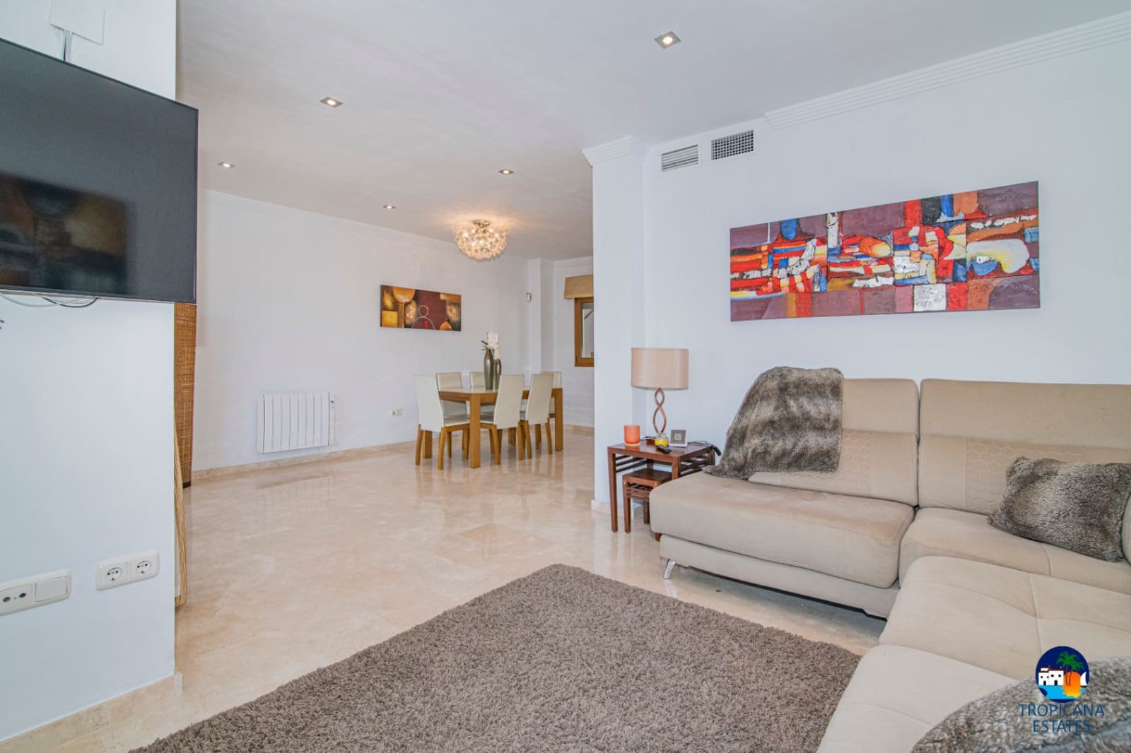 3 makuuhuone Rivitalo myytävänä paikassa Almunecar mukana uima-altaan 
autotalli - 355 000 € (Ref: 8868828)